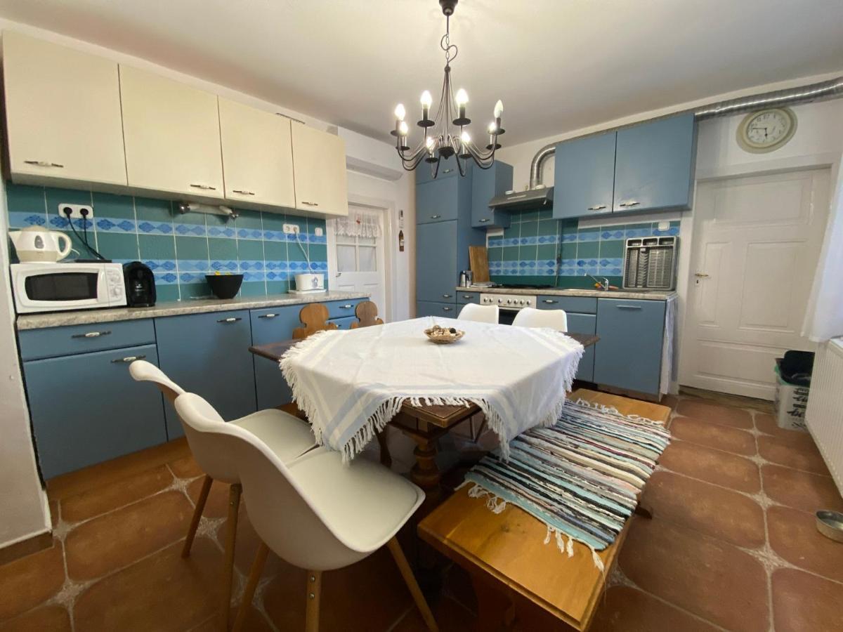 Lavender Cottage บาลาตองโยรอค ภายนอก รูปภาพ